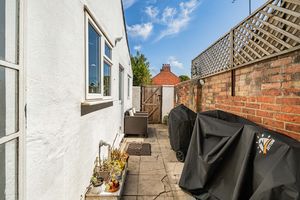 Courtyard- click for photo gallery